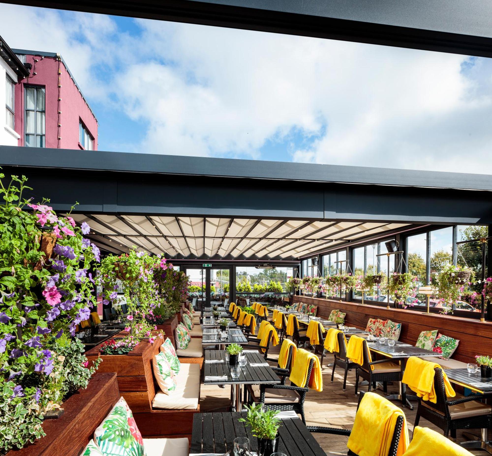 Claregalway Hotel Exterior foto