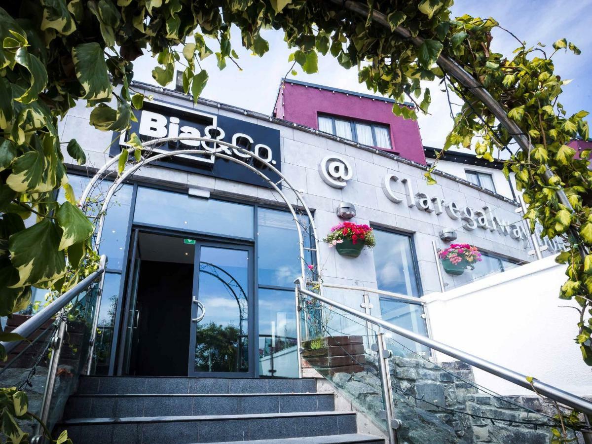 Claregalway Hotel Exterior foto